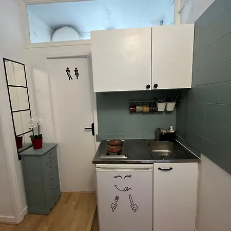Nice 2 Rooms Full Appartement In Paris Exterior photo