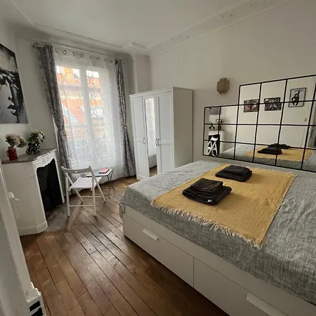 Nice 2 Rooms Full Appartement In Paris Exterior photo